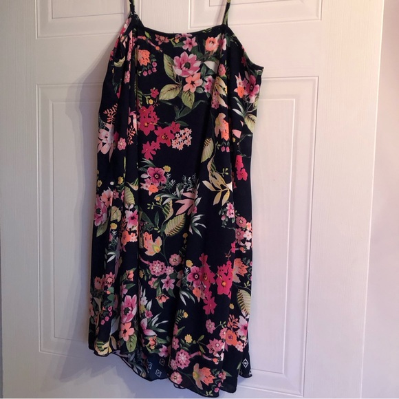 DRESS SPAGHETTI STRAP SUMMER FLORAL DRESS - Picture 9 of 17
